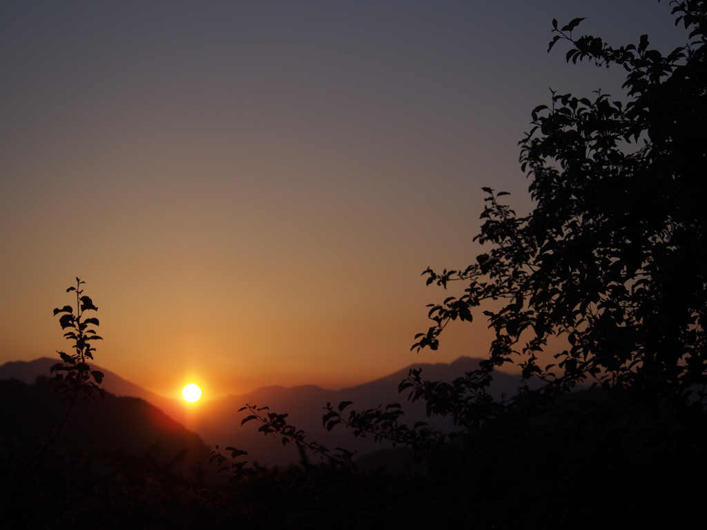 渋温泉から観た夕日③