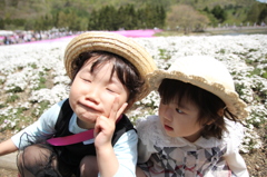 ピーーース