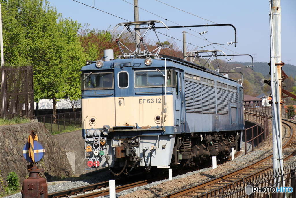 EF63 12