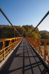 薗原湖の吊り橋