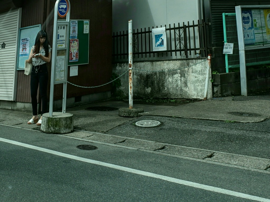 バス停も夏だ！