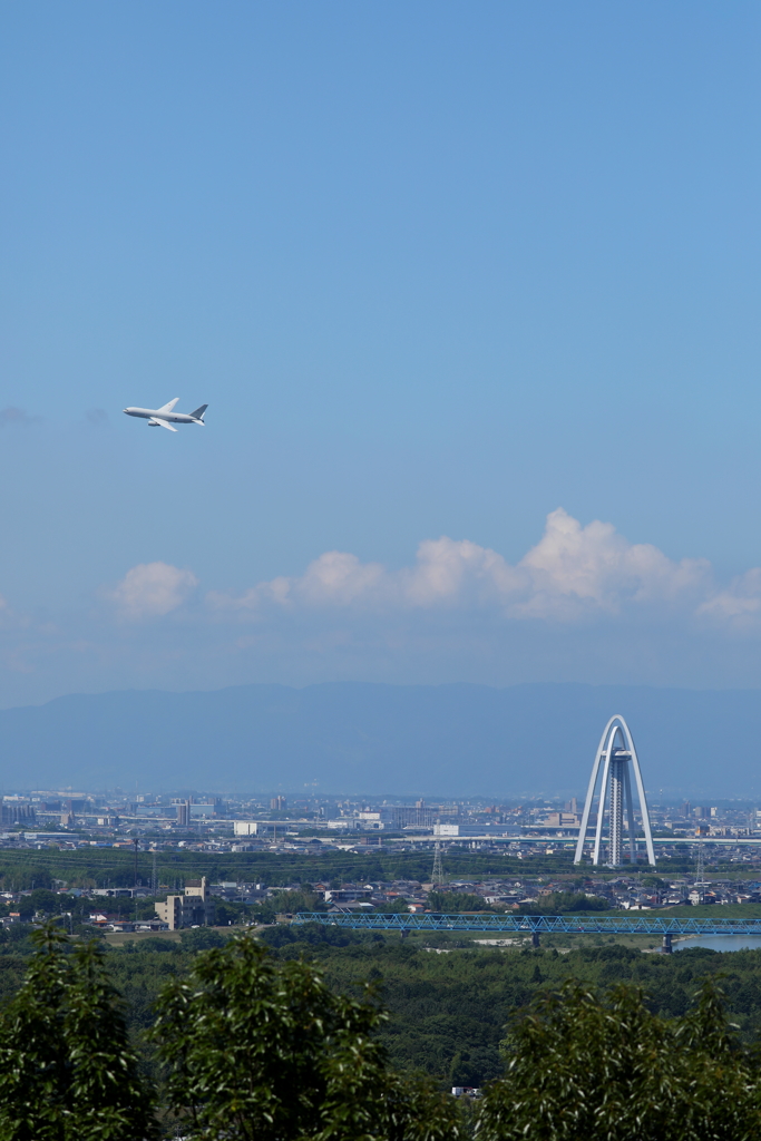 飛行機のある風景