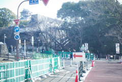 熊本城への道