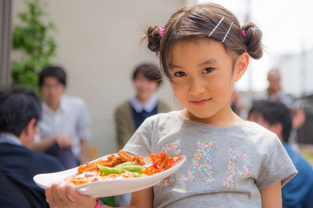 小さなウェイトレスさん