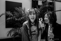 凜とした笑い声