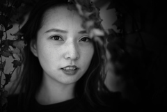 細い路地裏　