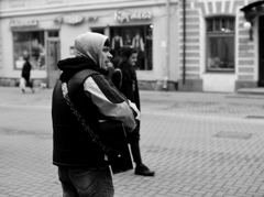 聴いてってくれよ。