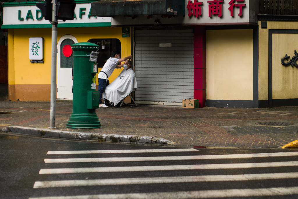 路上散髪