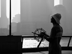 舞い上がれ　泳げ