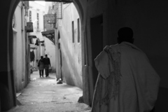 コーランの響く昼下がり