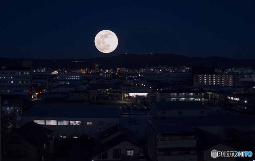 満月