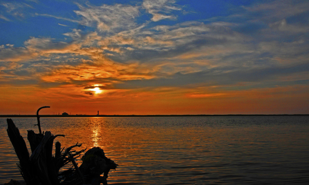 石狩灯台の夕景