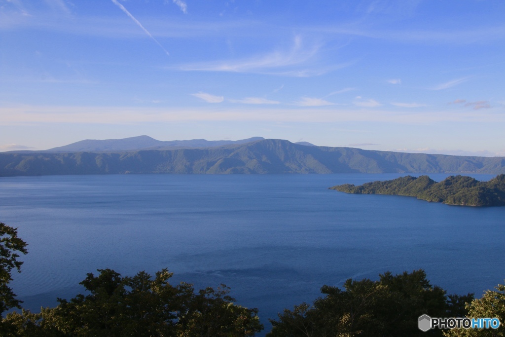 青い十和田湖