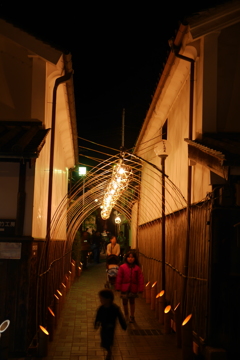 灯のトンネル