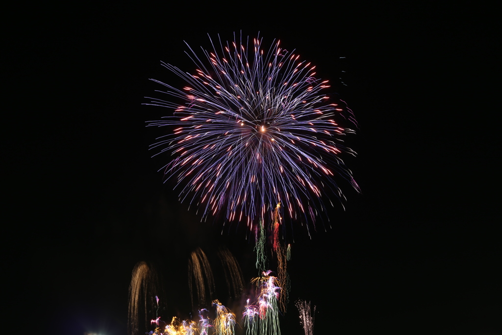 やはり手持ちで花火は、、