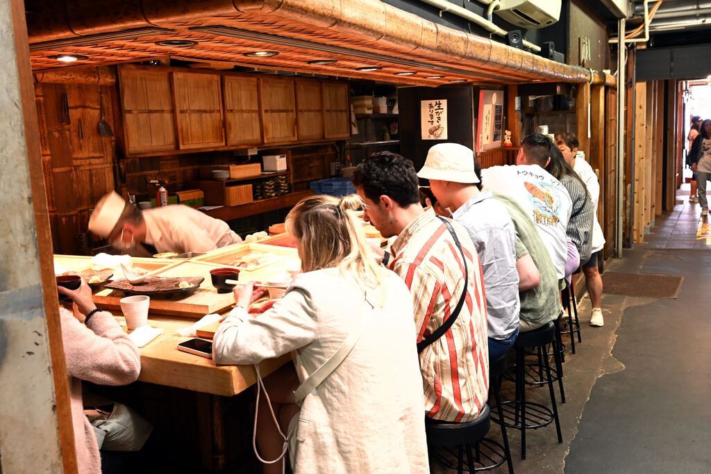 スシ食いねぇ