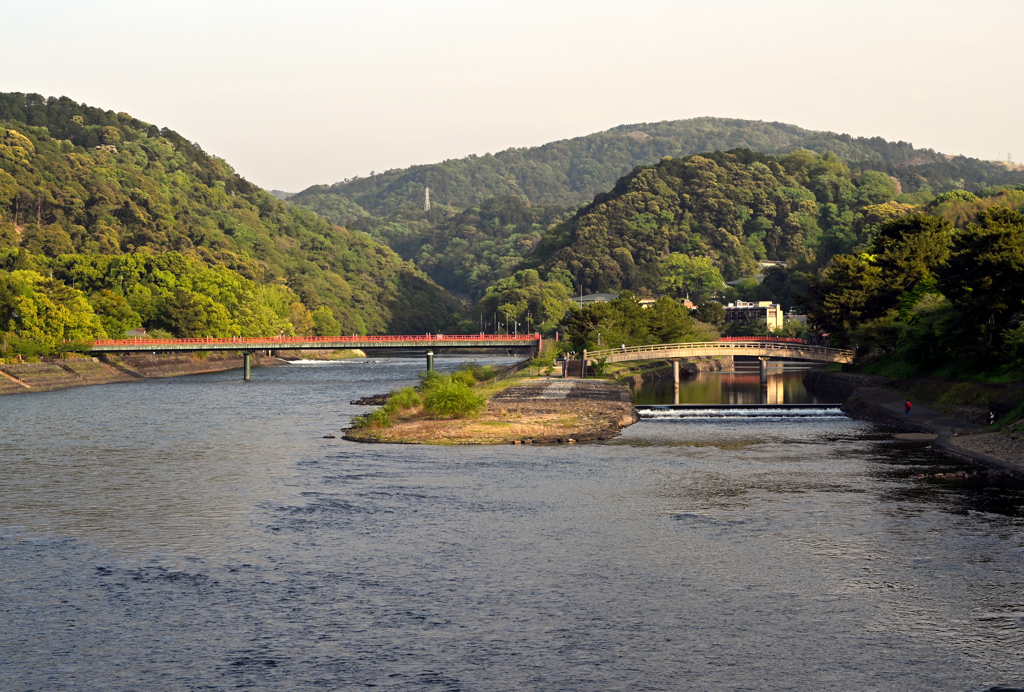 宇治川にて