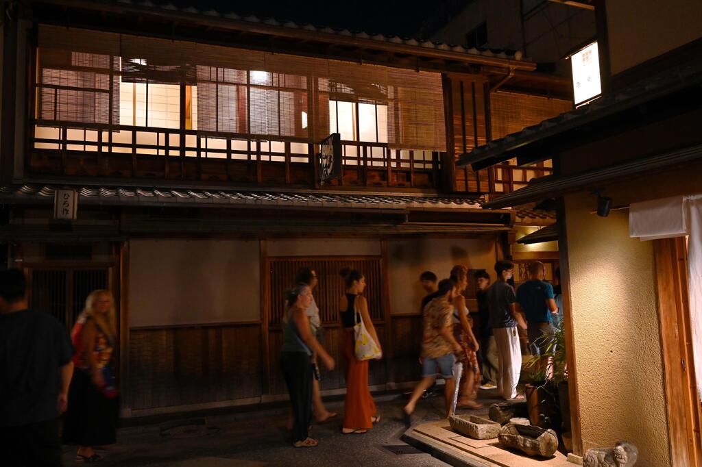 先斗町を行く1