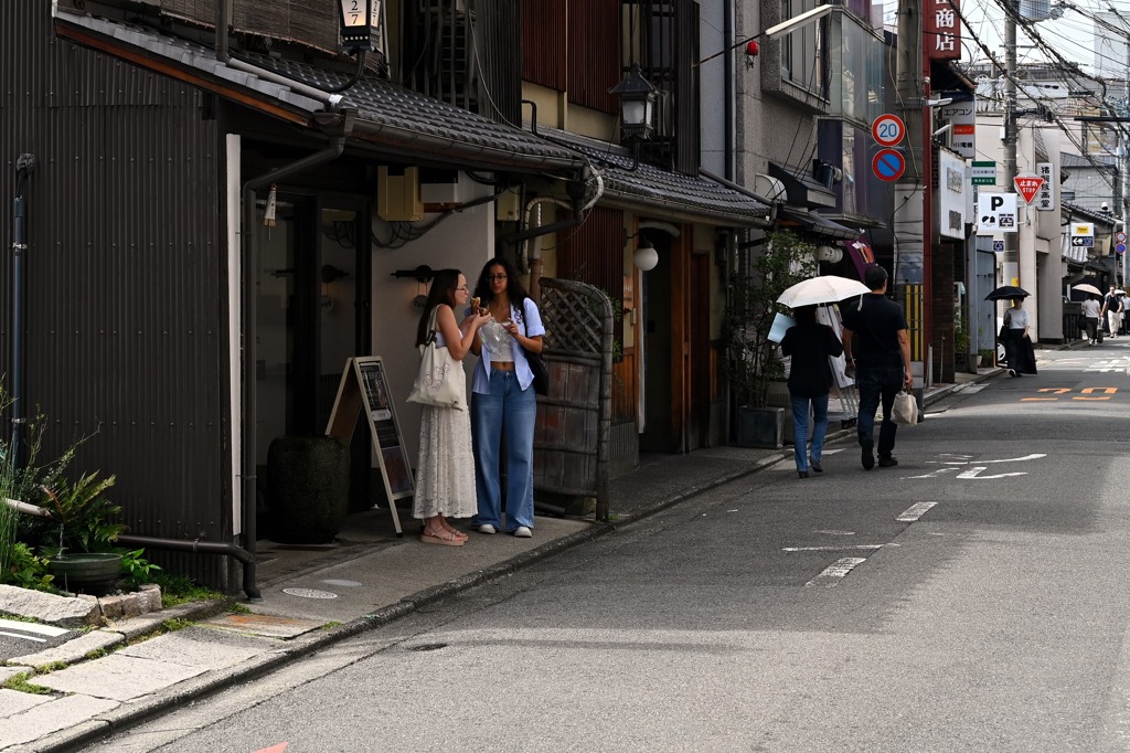 店先で失礼します・・・