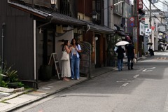 店先で失礼します・・・