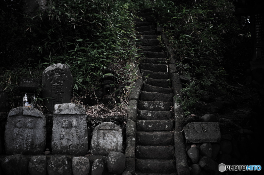 小路　石段