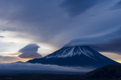 本栖湖からの富士山