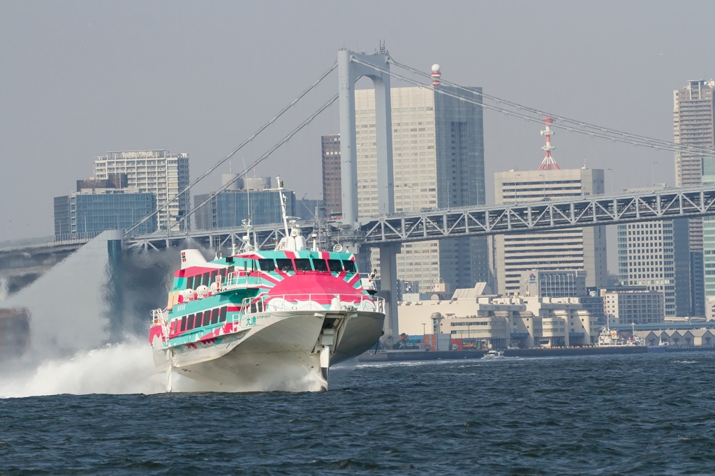 ジェットフォイル　浮上