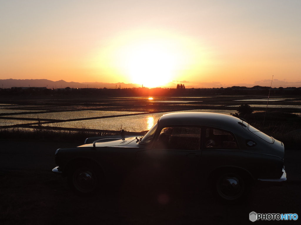 愛車と夕日と　2118