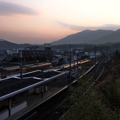 夜明けの駅２