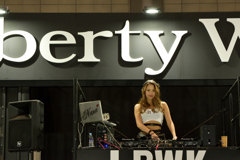 DJ