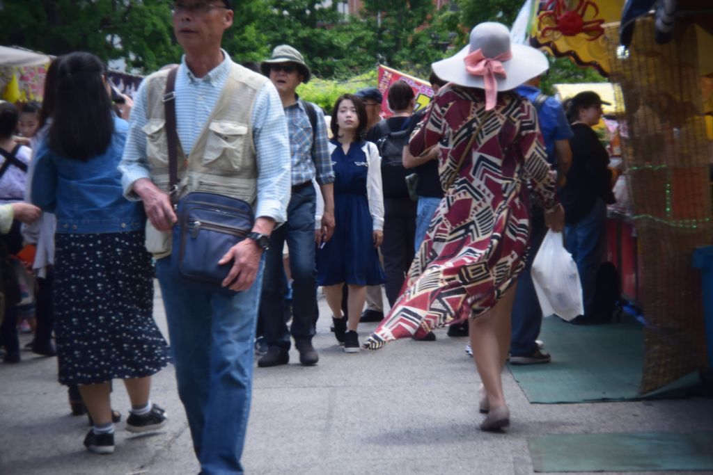 祭りと女