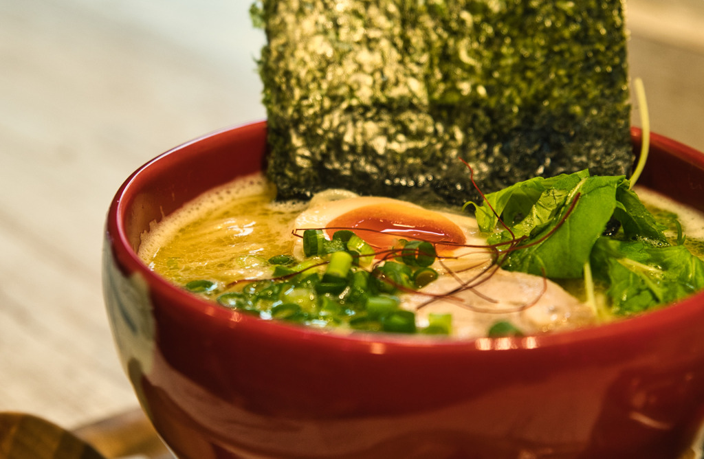 かき氷屋さんの鶏塩ラーメン