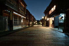 ひがし茶屋街の夜