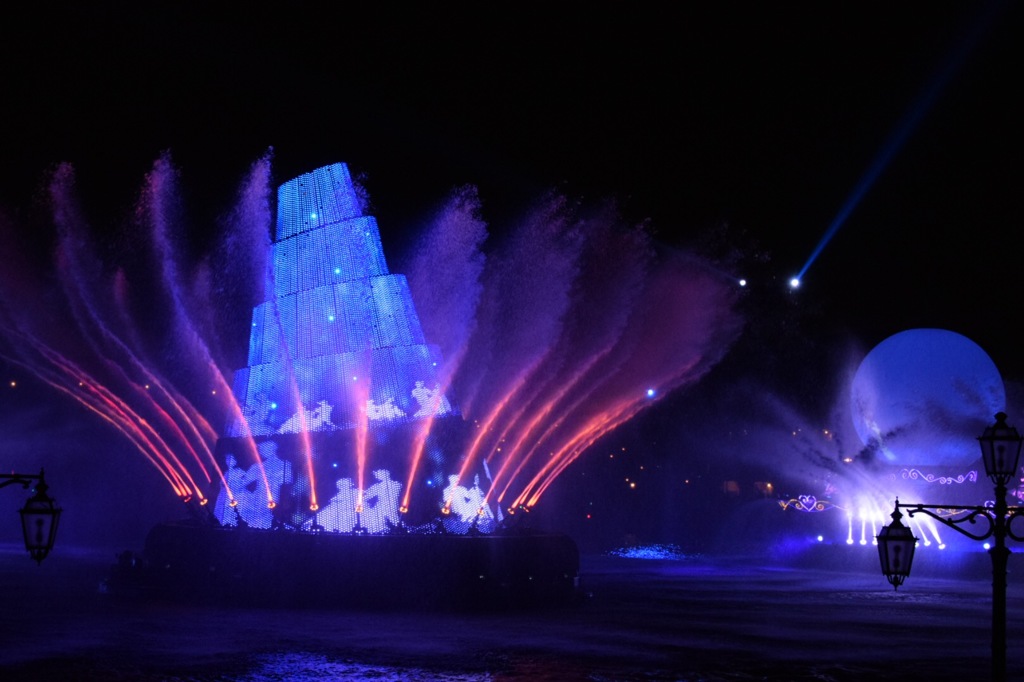 思い出は一人一人の胸の中に。