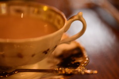 魔法のお茶をめしあがれ♪