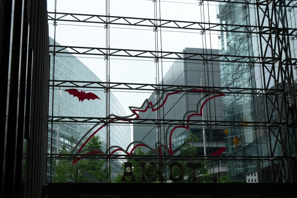 ランチタイム。丸ノ内。