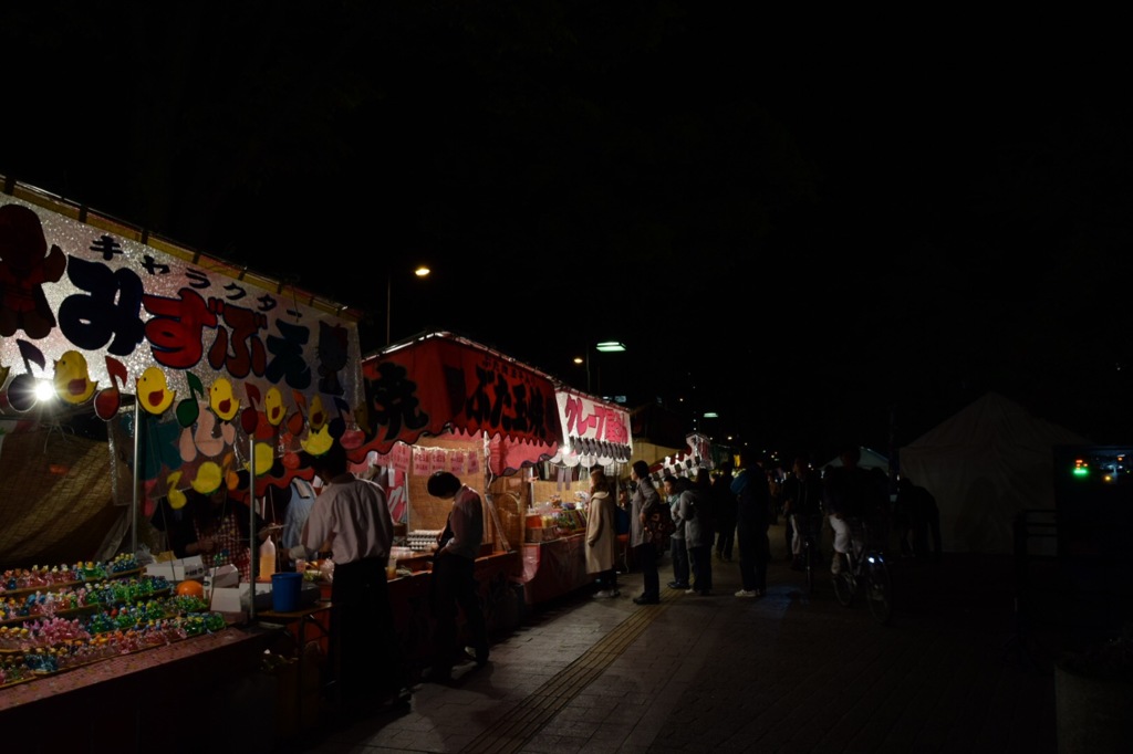 今夜は特別、まつりの夜だ。