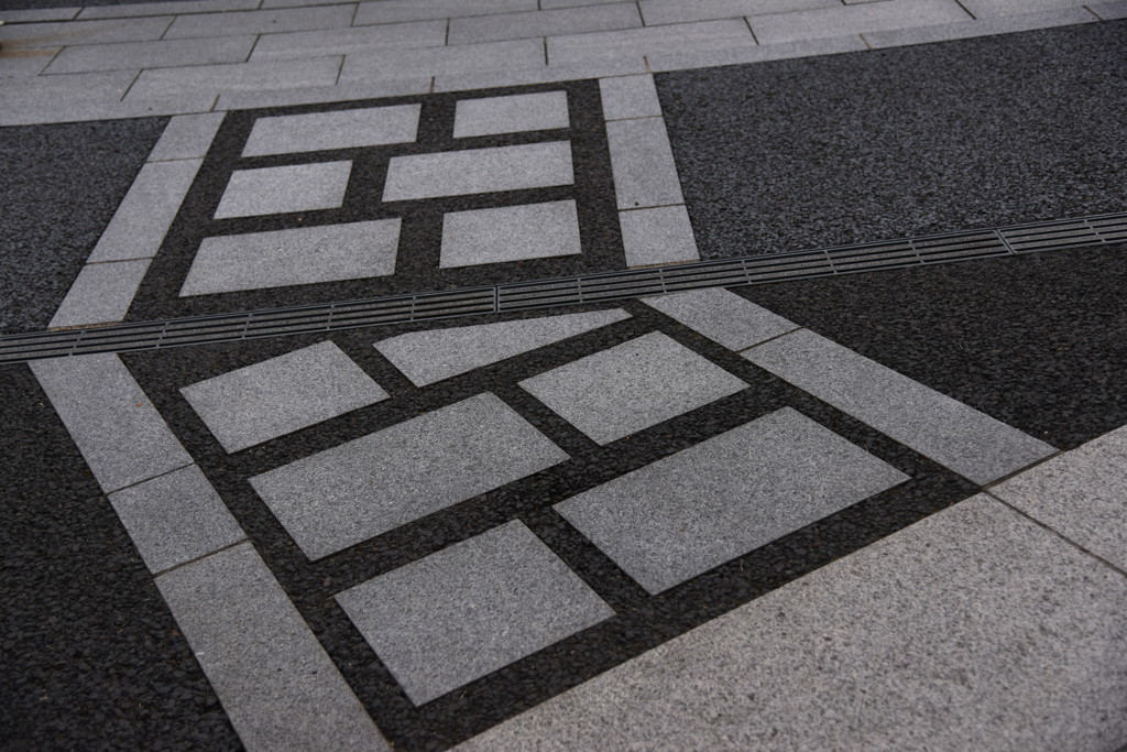 なぜまっすぐじゃないんだろう…？