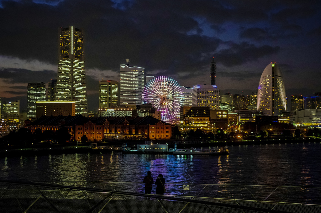 Night Scenery for Two
