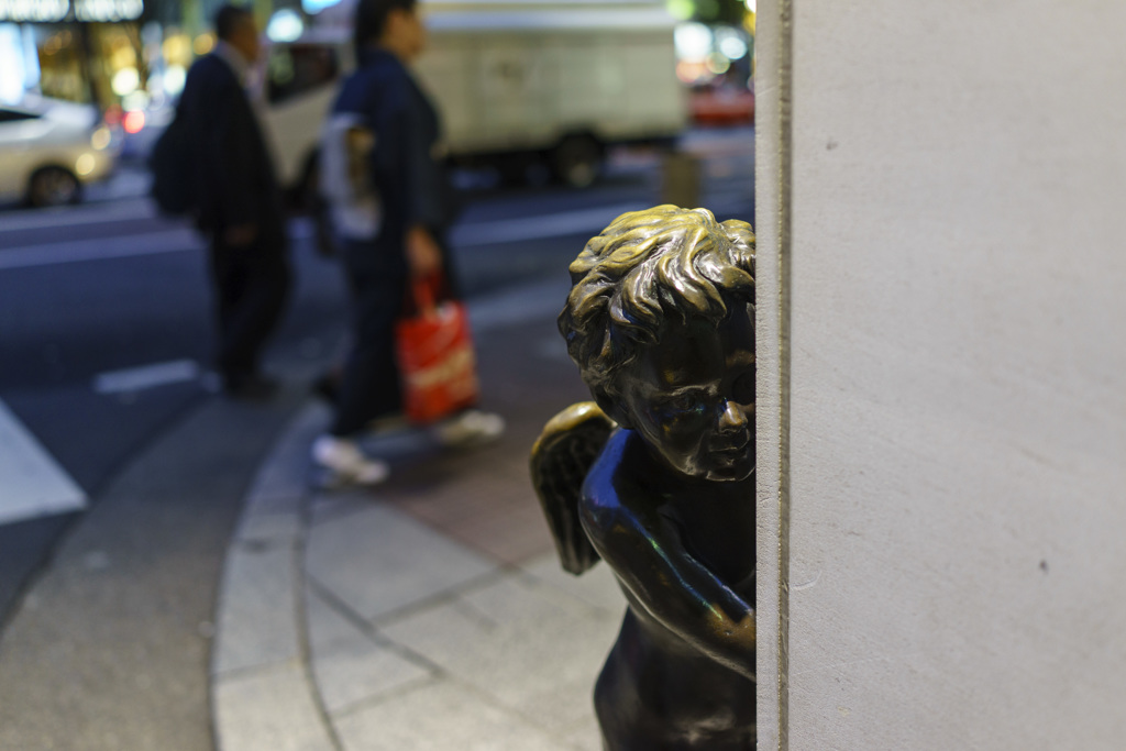 銀座のエンジェル　＜Peeping Angel＞