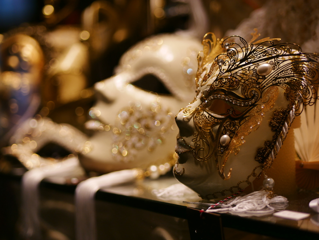 maschera d'oro