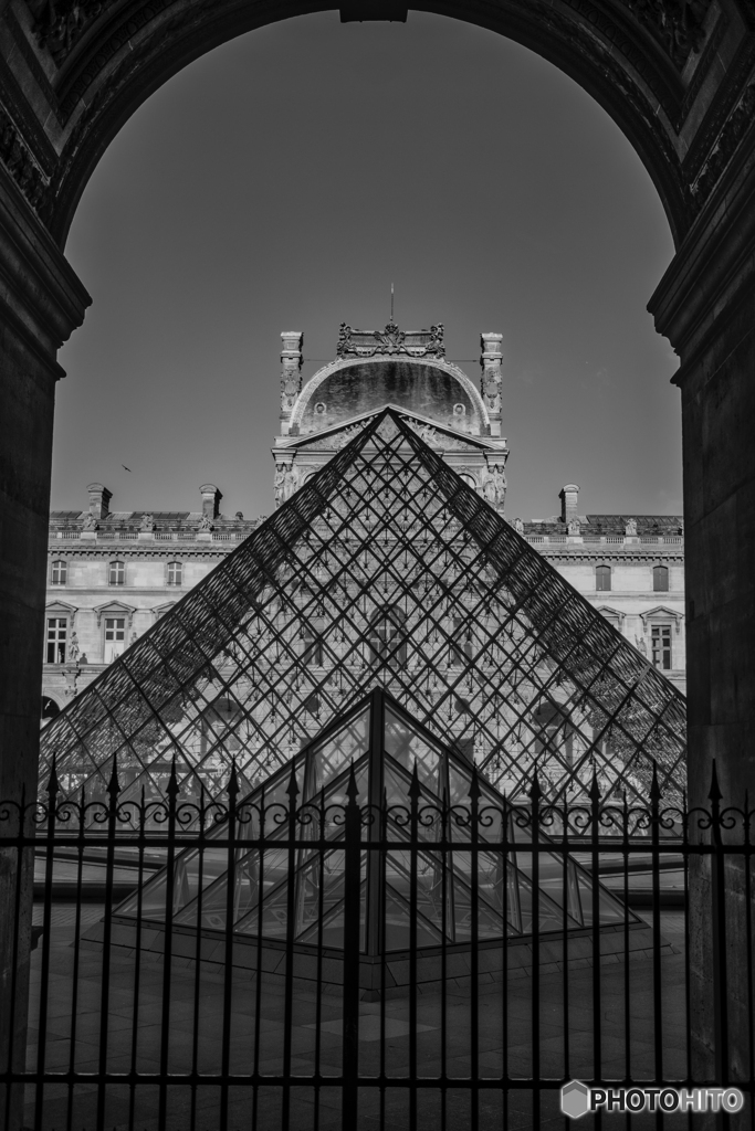 Louvre Pyramid