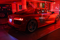 R8 in Red