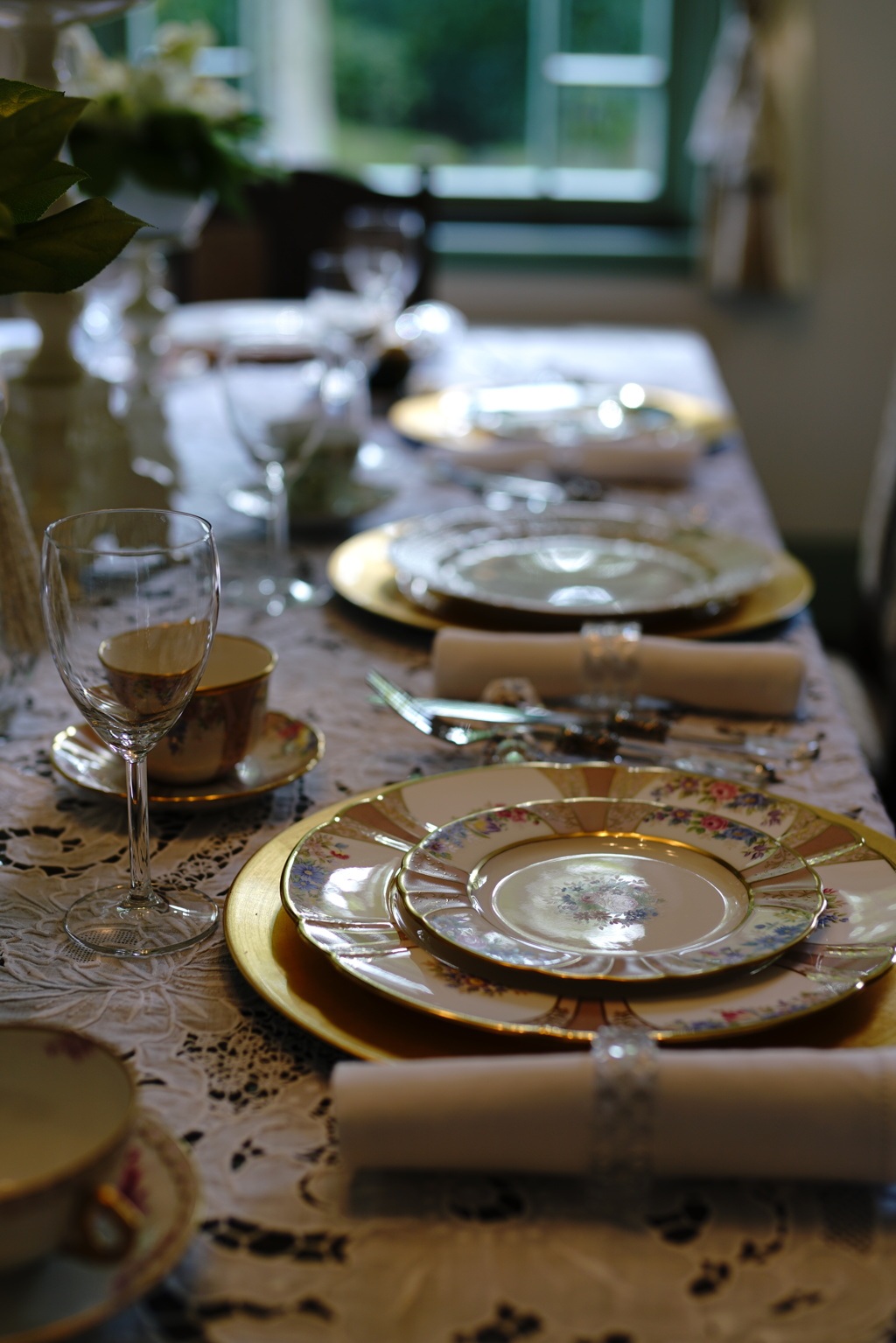 ポーセリンアートが奏でる夏の装飾