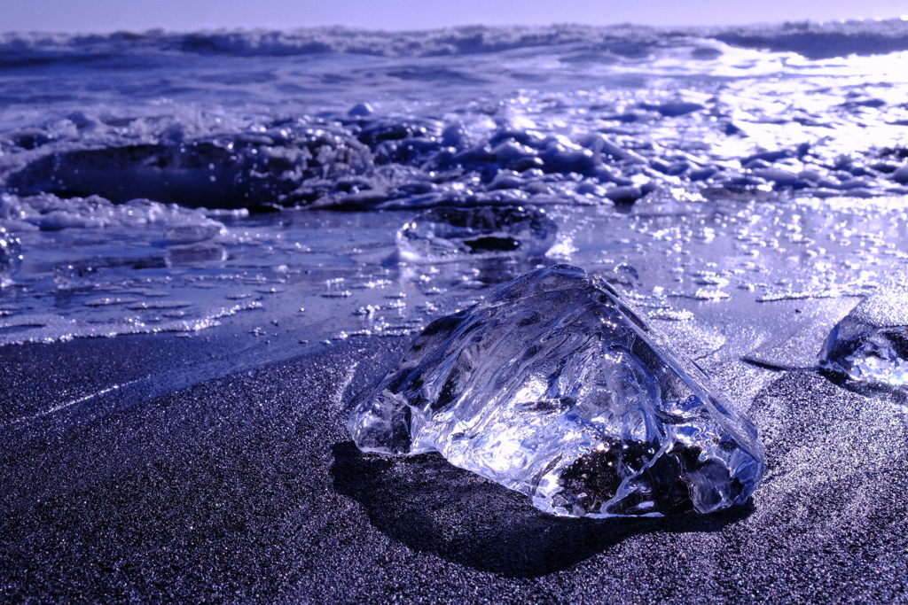 Diamond ice