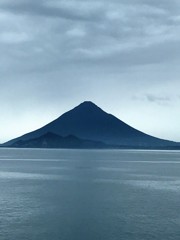 海の上の薩摩富士