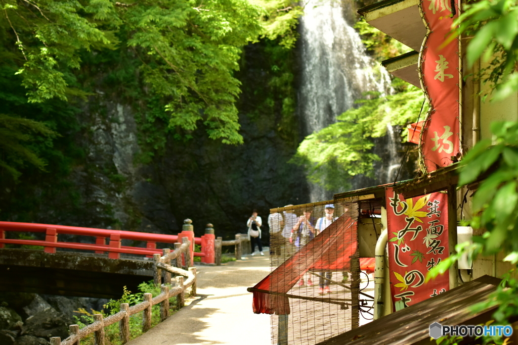 箕面の滝風景
