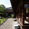 そう、奥は洋館