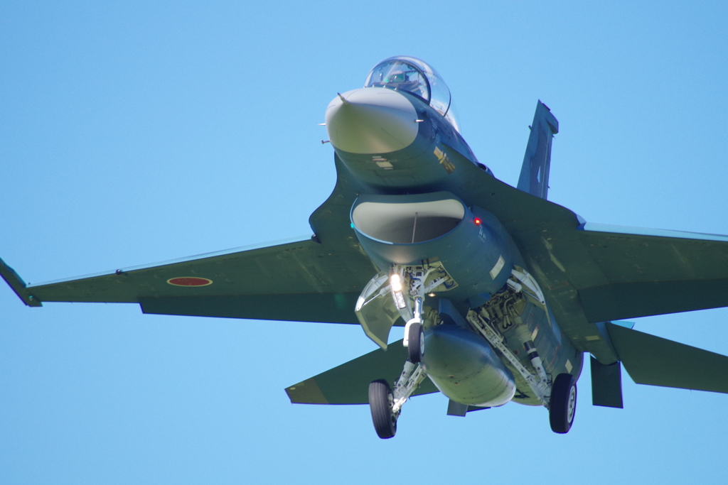 F-2B着陸