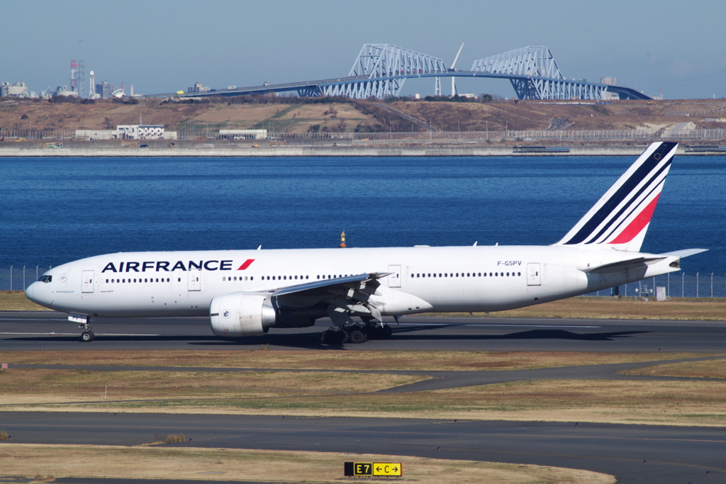 羽田空港　着陸＆ゲートブリッジ